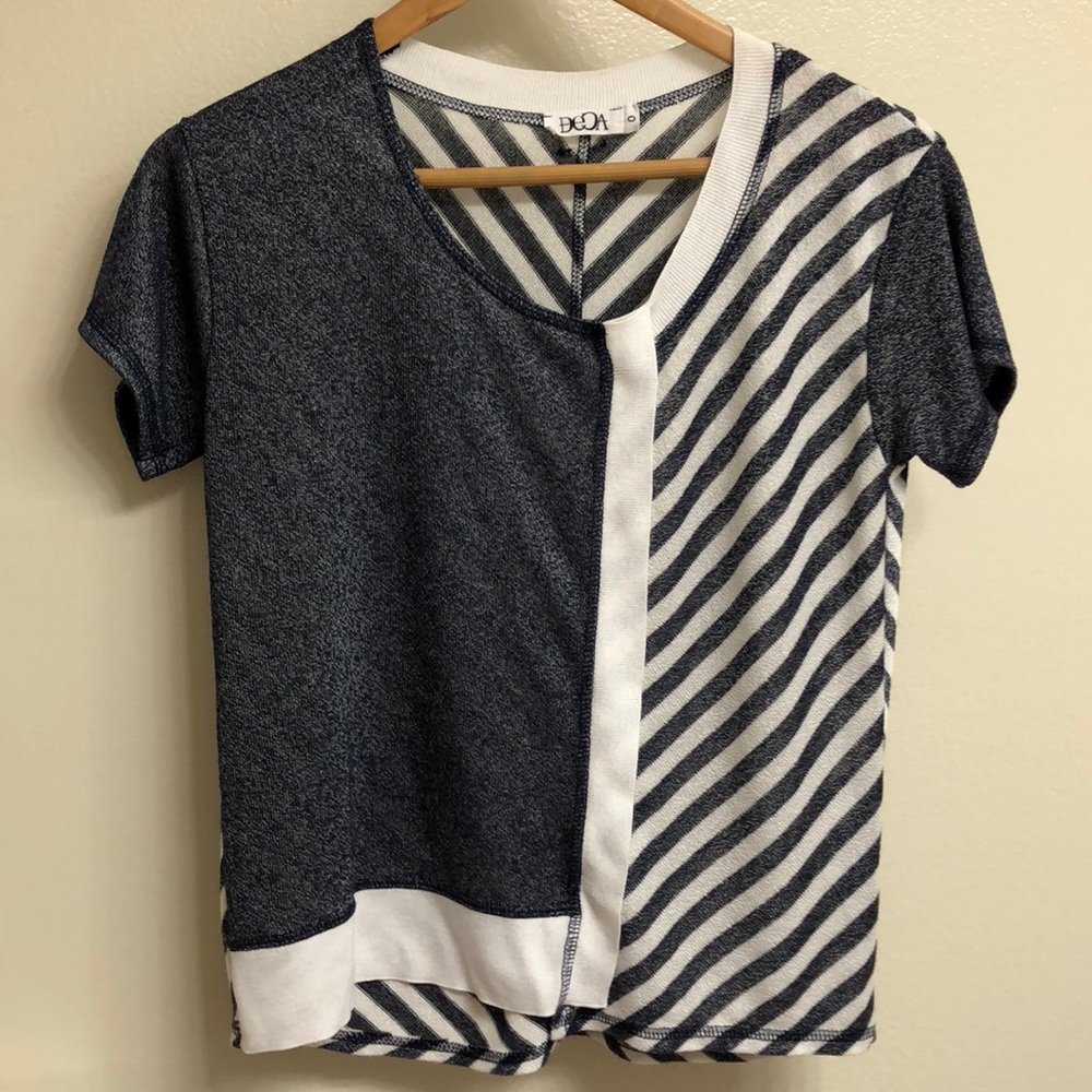 🔥3/$15  Deca Paris Women Top Size O